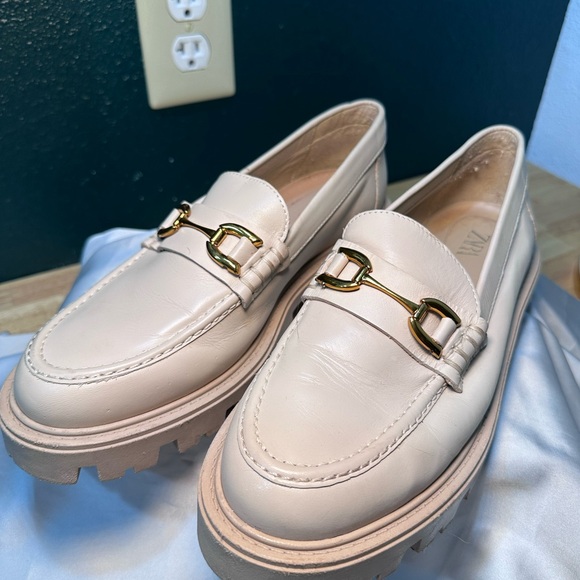 Zara Shoes - Zara buckle leather lug sole loafer shoes beige Size 9/ EU 40